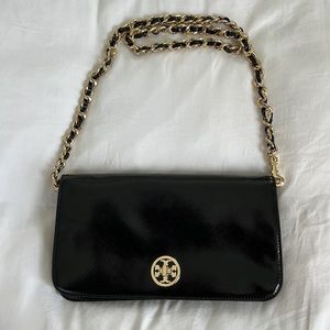Tory Burch Leather crossbody clutch purse